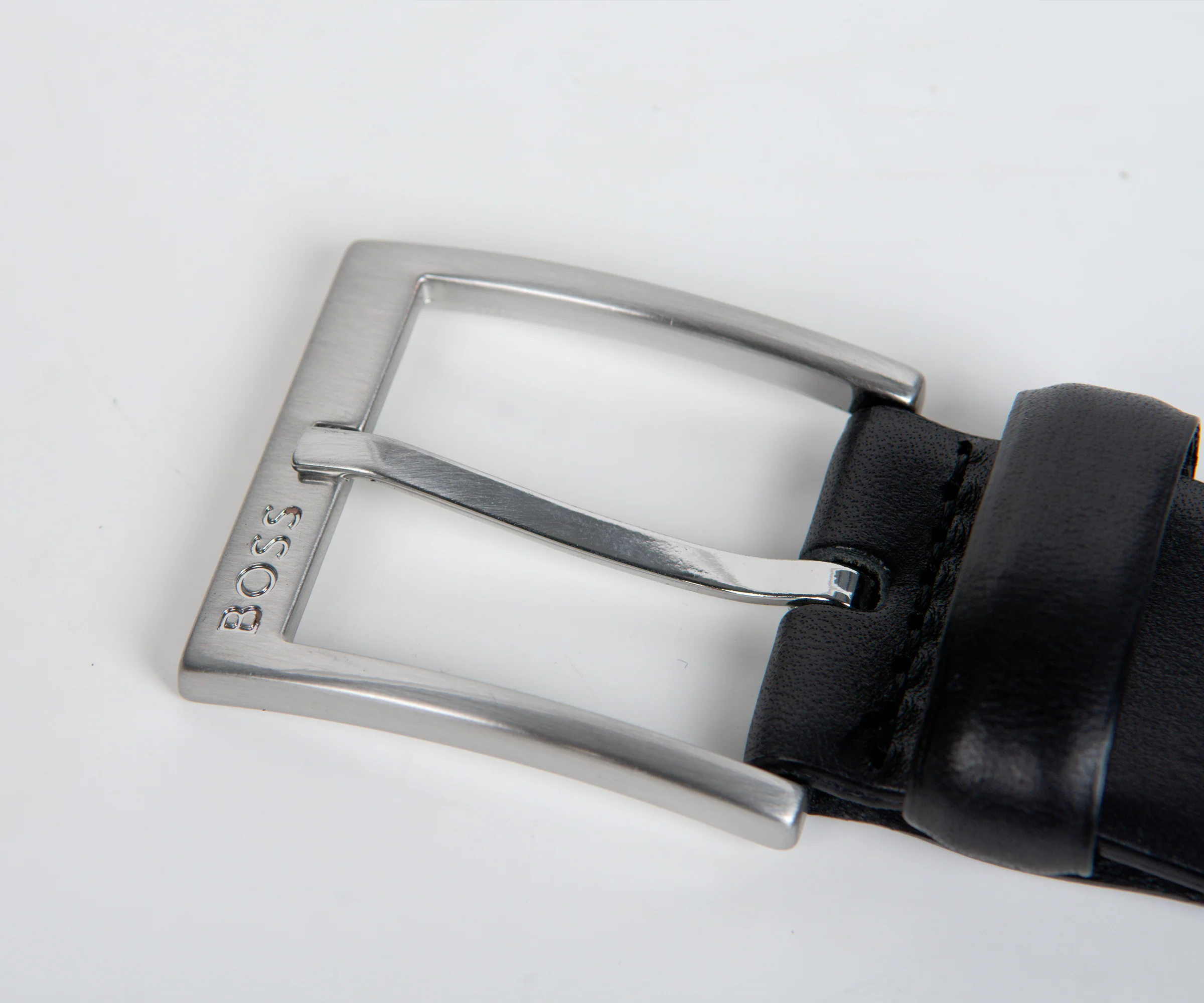 HUGO BOSS Erron Leather Belt Black - Image 3
