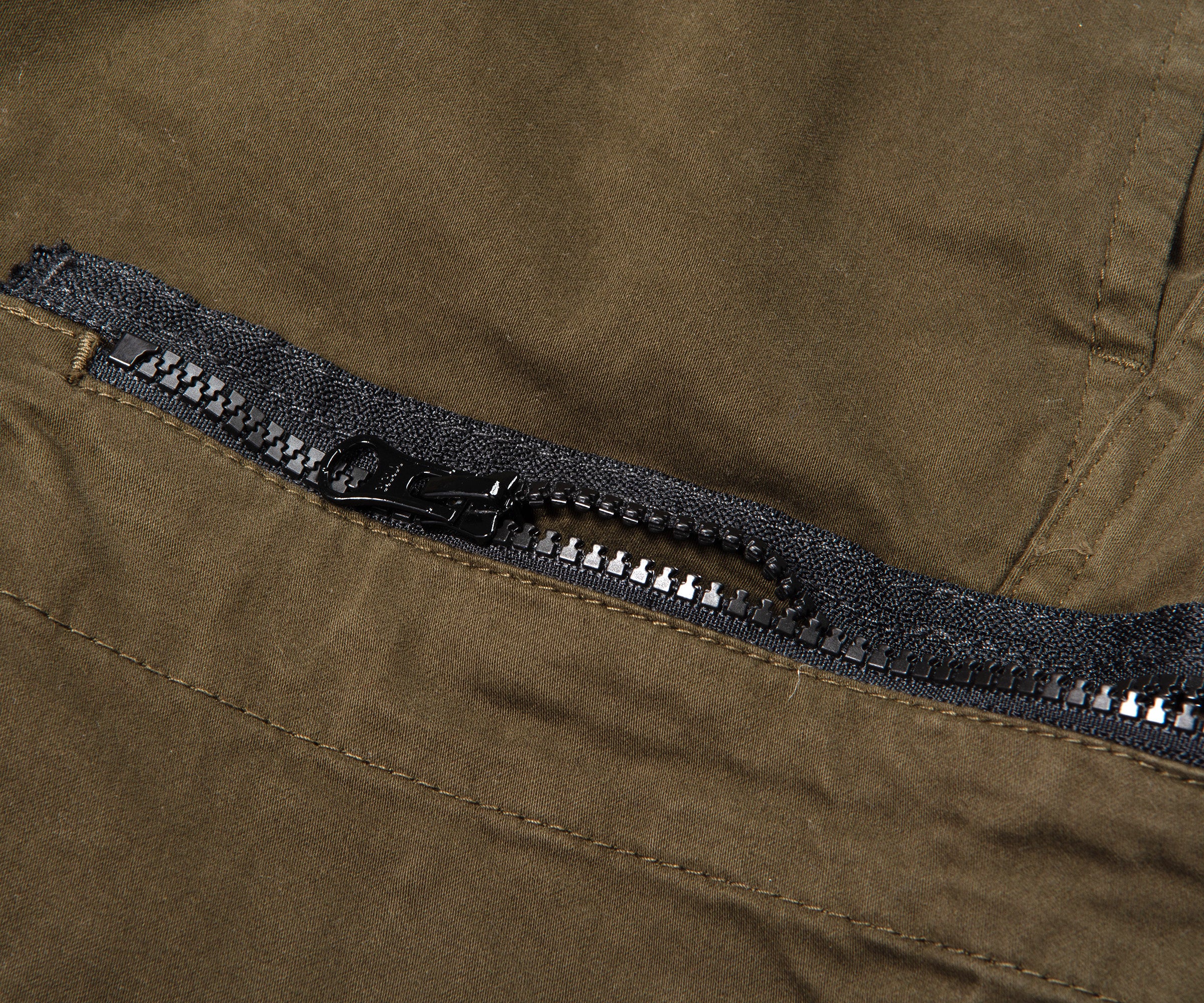 C.P. Company Stretch Sateen Regular Pants Ivy Green - Image 5