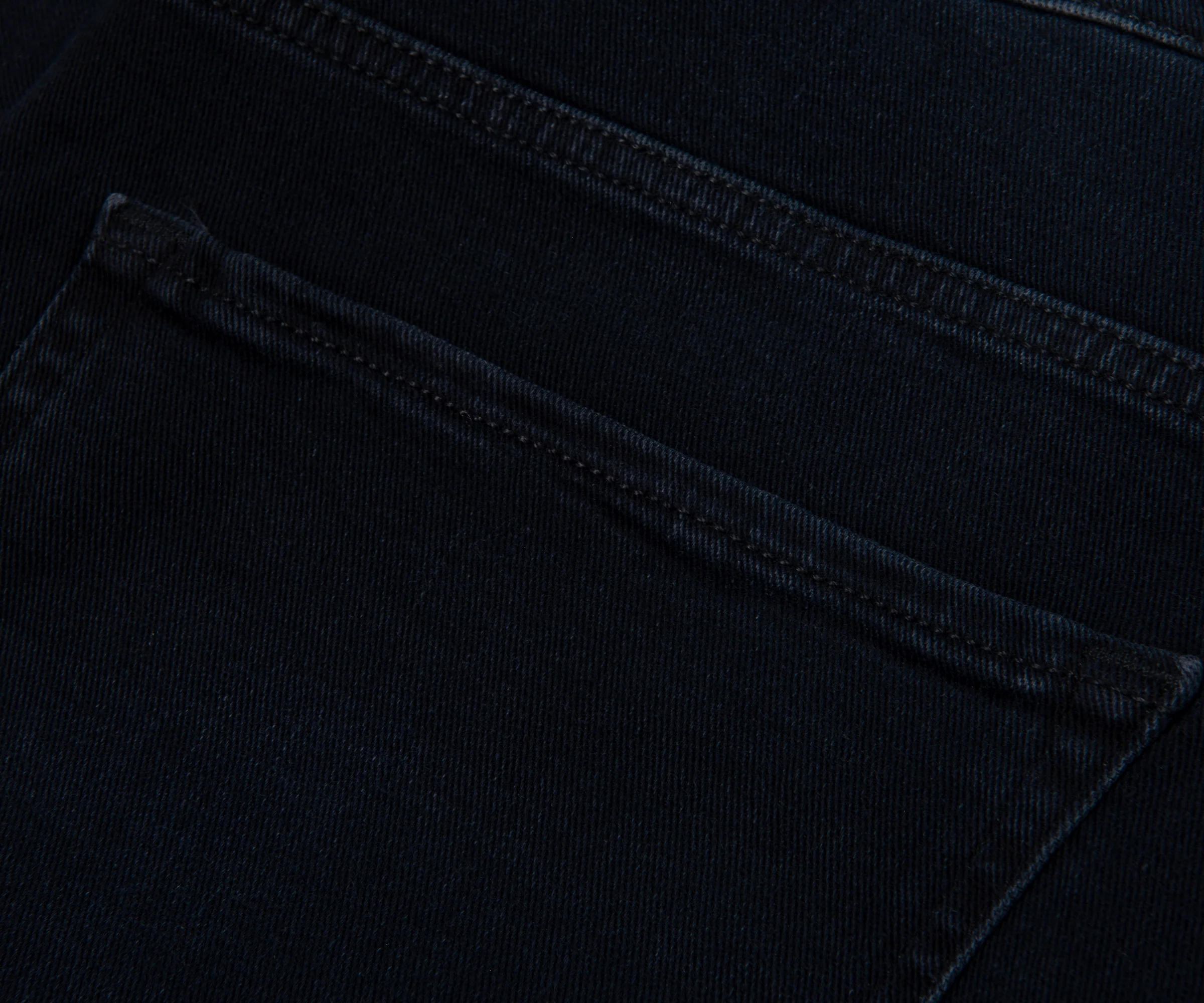 HUGO BOSS Delaware3-1 Super Soft Slim Fit Jeans Navy - Image 5