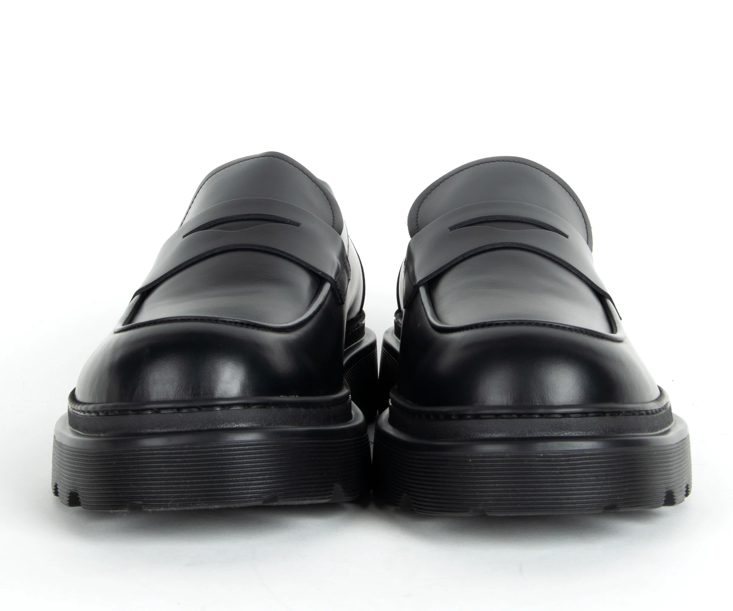 Tods Mocassino Classic Chunky Loafer Black - Image 4