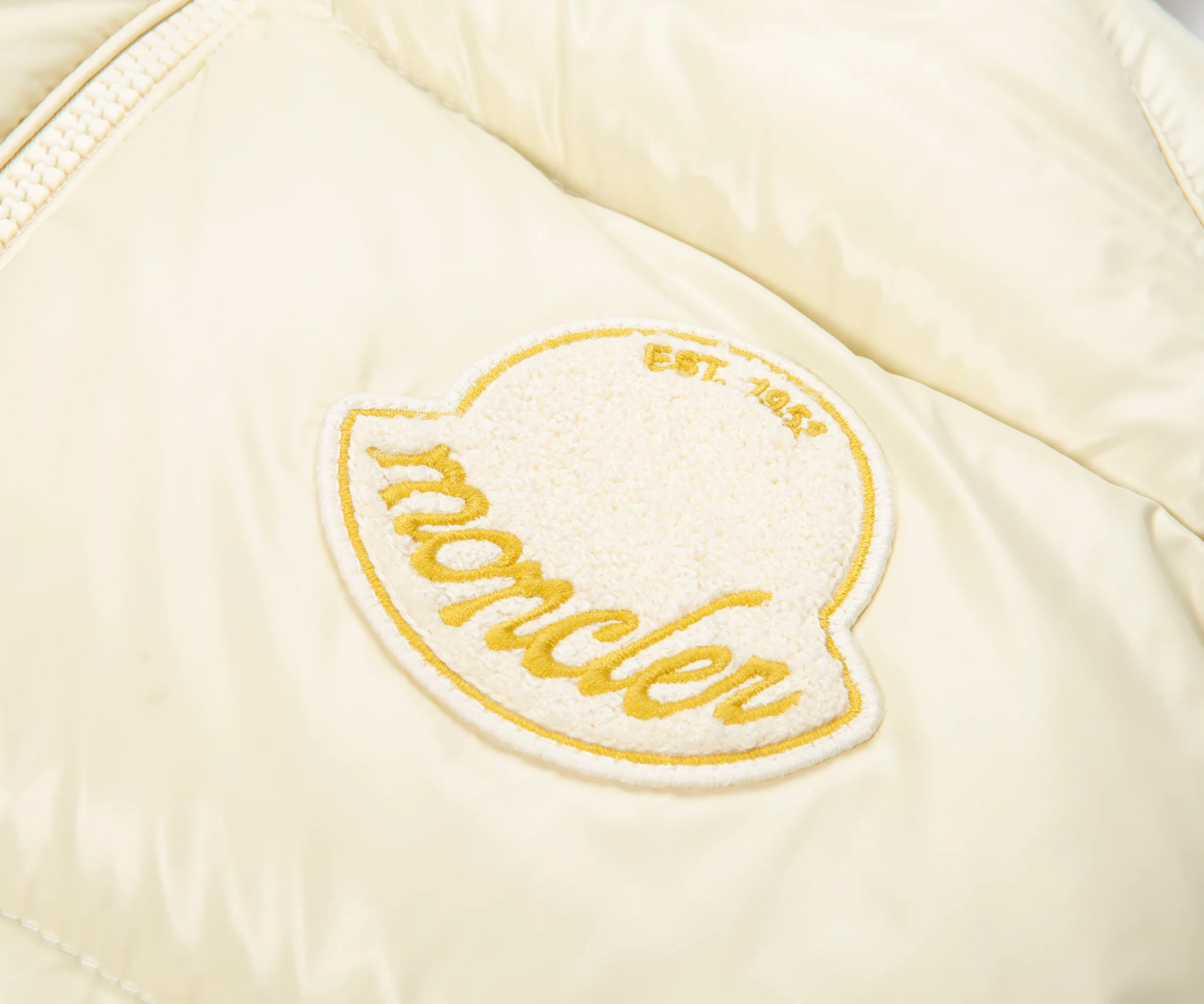 Moncler Lipsi Butter Yellow Felt Logo Gilet - Image 5