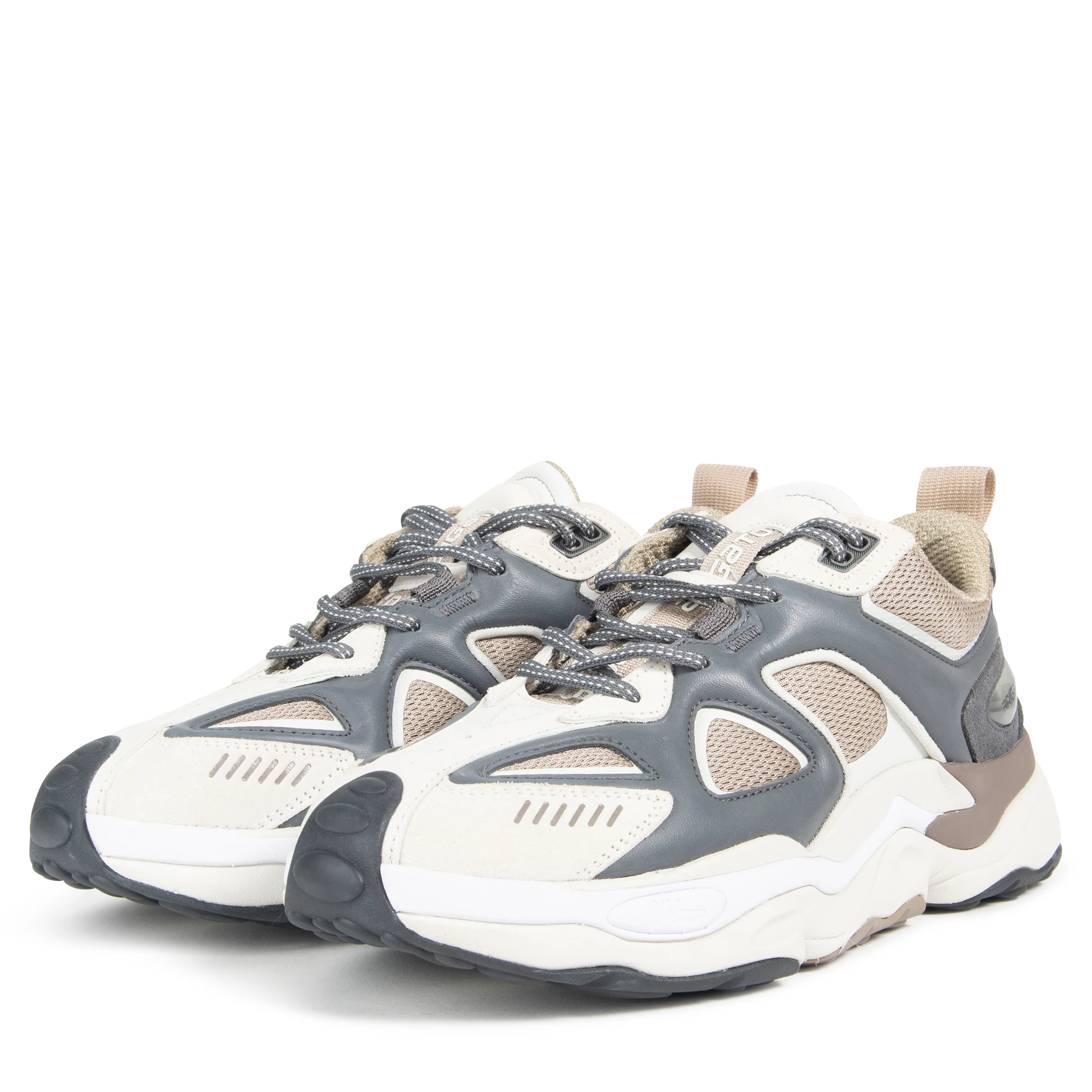 Axel Arigato Satellite Runner Sneaker in White/Beige - Image 3