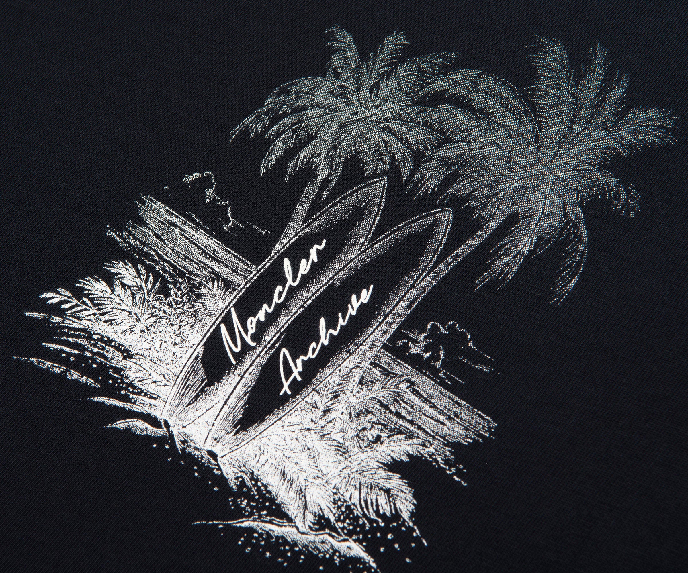 Moncler Black/White Paradise Archive Print SS T-Shirt - Image 3