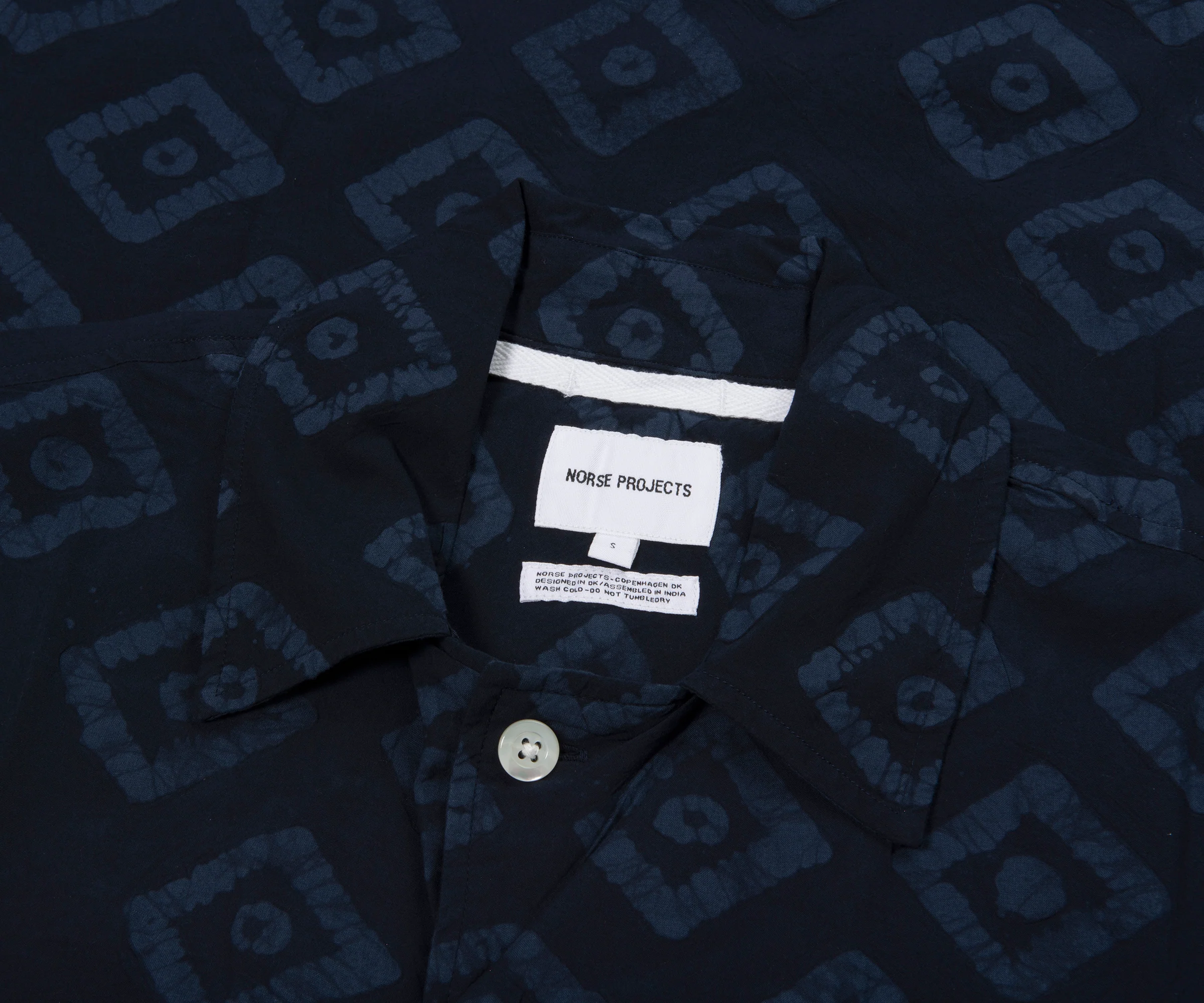 Norse Project Mads Batik Navy SS Shirt - Image 2