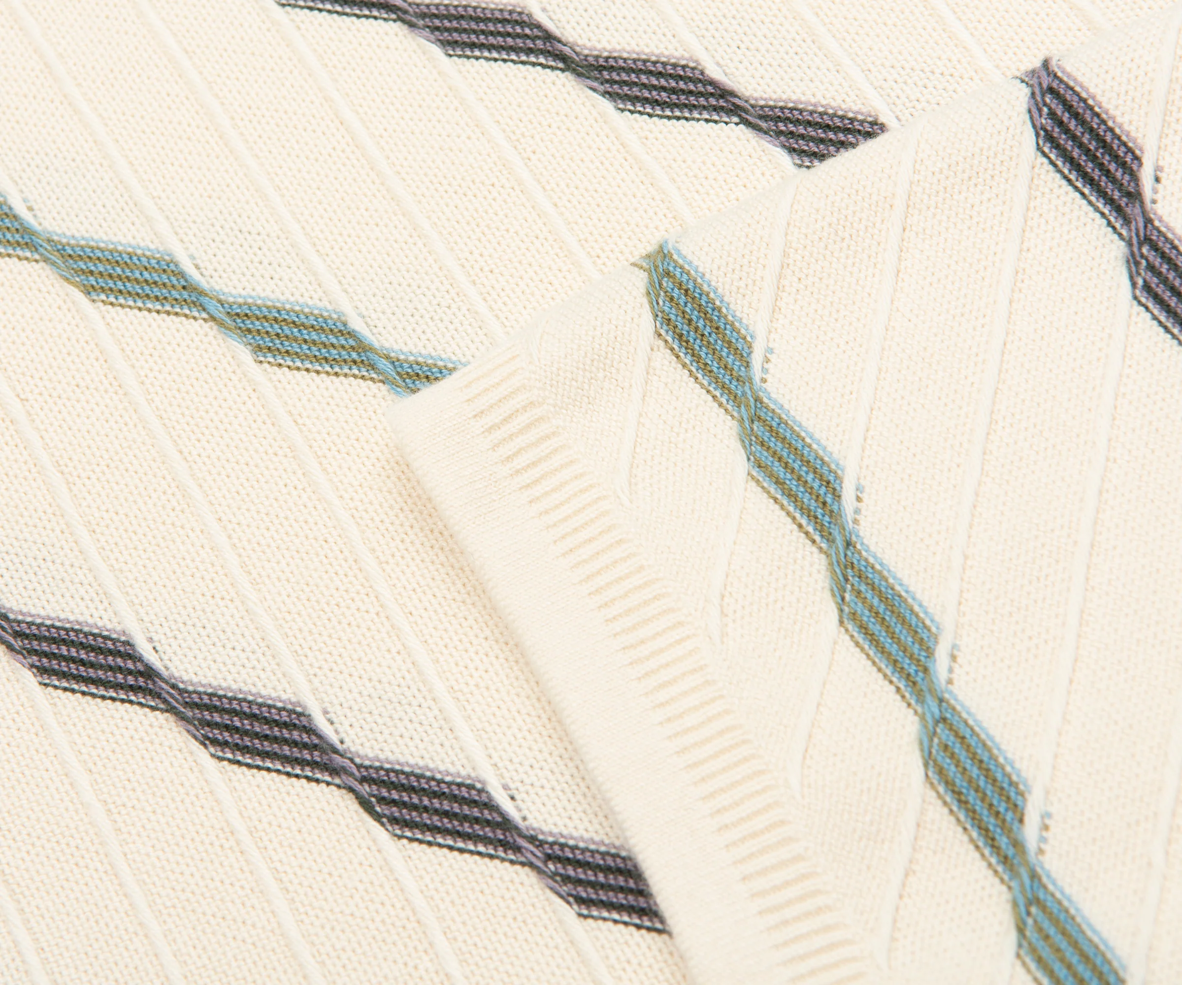 Paul Smith Cream Textured Zig Zag Striped Knitted T-Shirt - Image 3